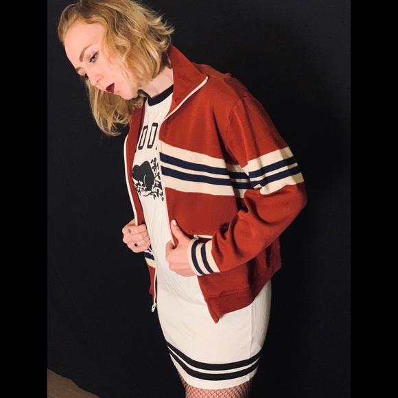 Vintage 80’s Striped Sweatshirt - Picture 5 of 5